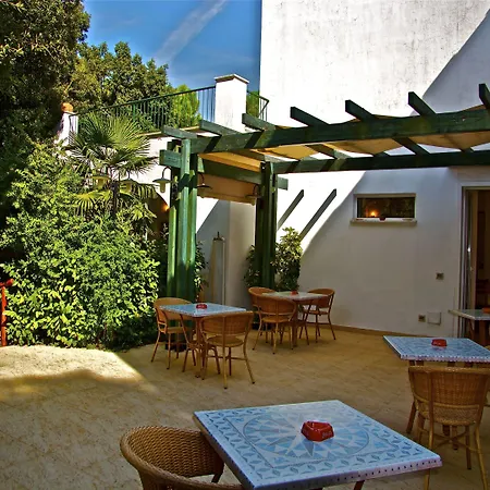 Vittoria Hotel