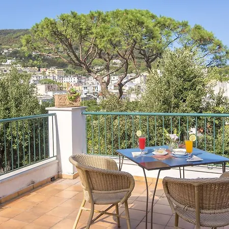 Vittoria Ischia