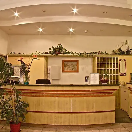 Vittoria 3* Ischia
