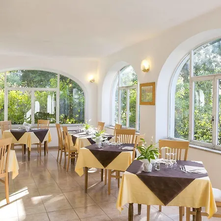 Hotel Vittoria 3*