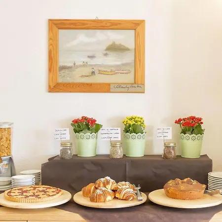Vittoria Ischia